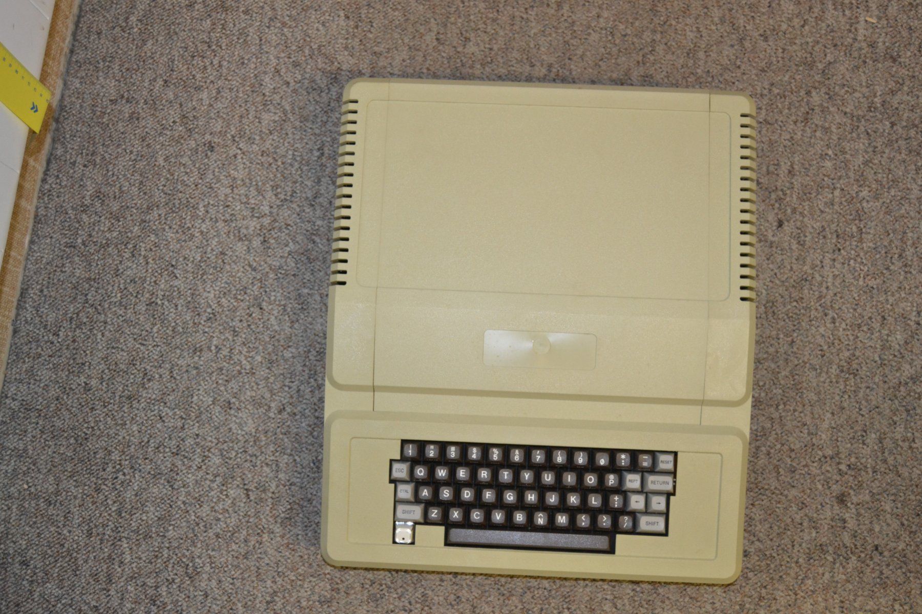 Apple PC: APPLE II  CLONE – Nuovo e nell'imballaggio originale da Wil SG venduto da fanofrio