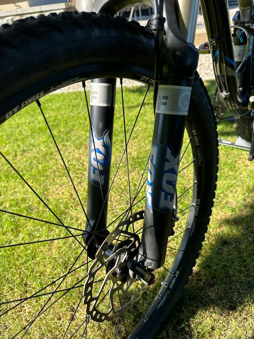 Specialized Velos: Specialized Stumpjumper FSR Comp Bike – Gebraucht aus Jona von  7