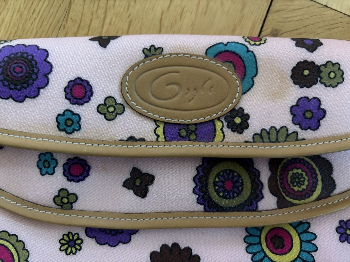 Taschen für Damen: Gygla Handtasche, rosa mit Blumenmuster – Gebraucht aus Muttenz von cho_xj52 7