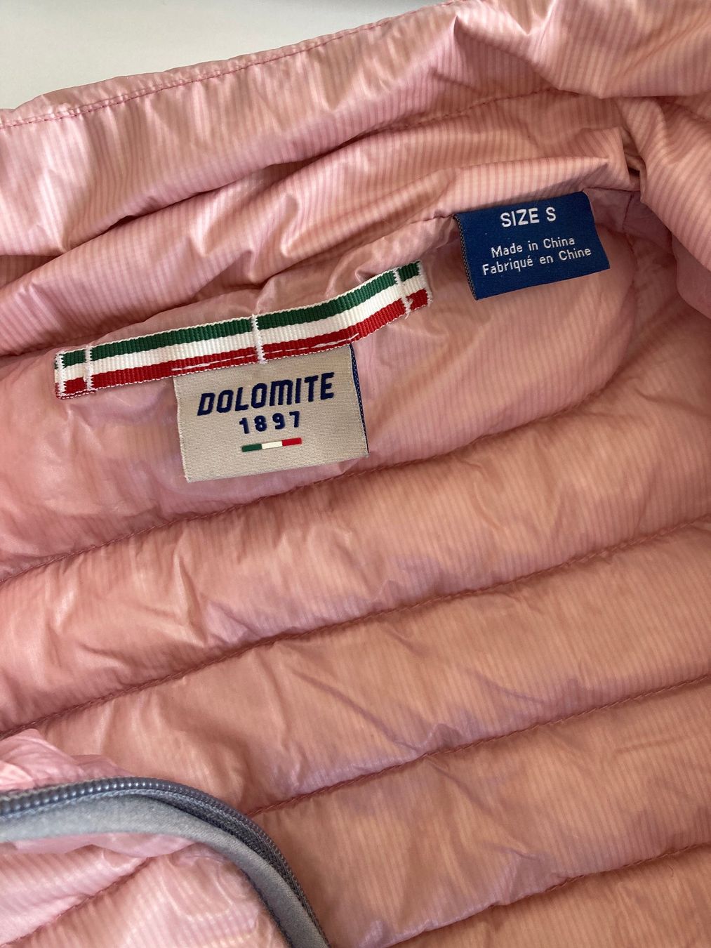 Dolomite Giacche: Doudoune légère DOLOMITE rose - Taille S - Neuve. – Nuovo e nell'imballaggio originale da La Tour-de-Peilz venduto da vve_nm8c 1