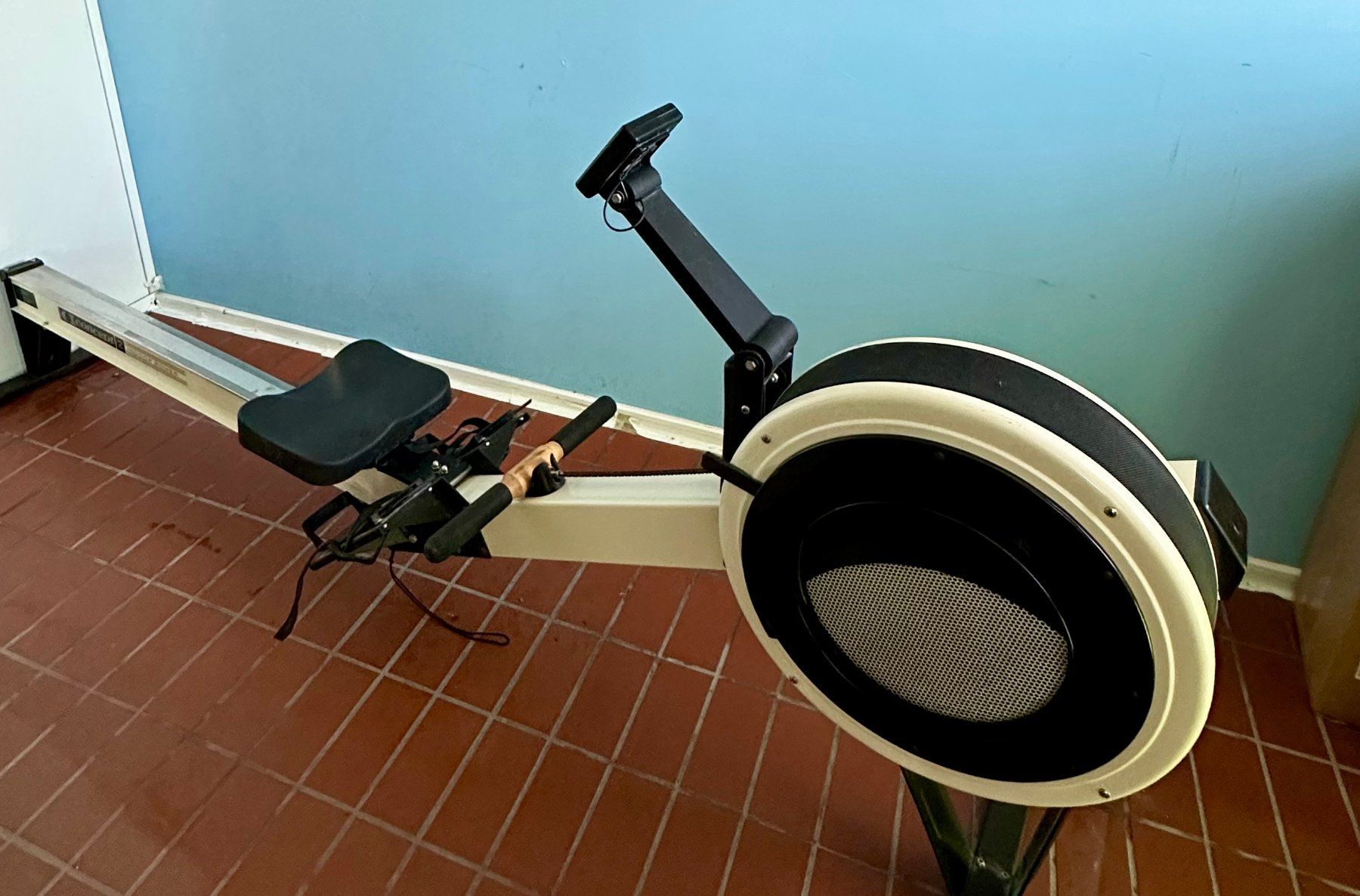 Hometrainer: Concept 2 Indoor-Rudergerät (Ruderergometer) – Gebraucht aus Zürich von SylviaGabriela18 1