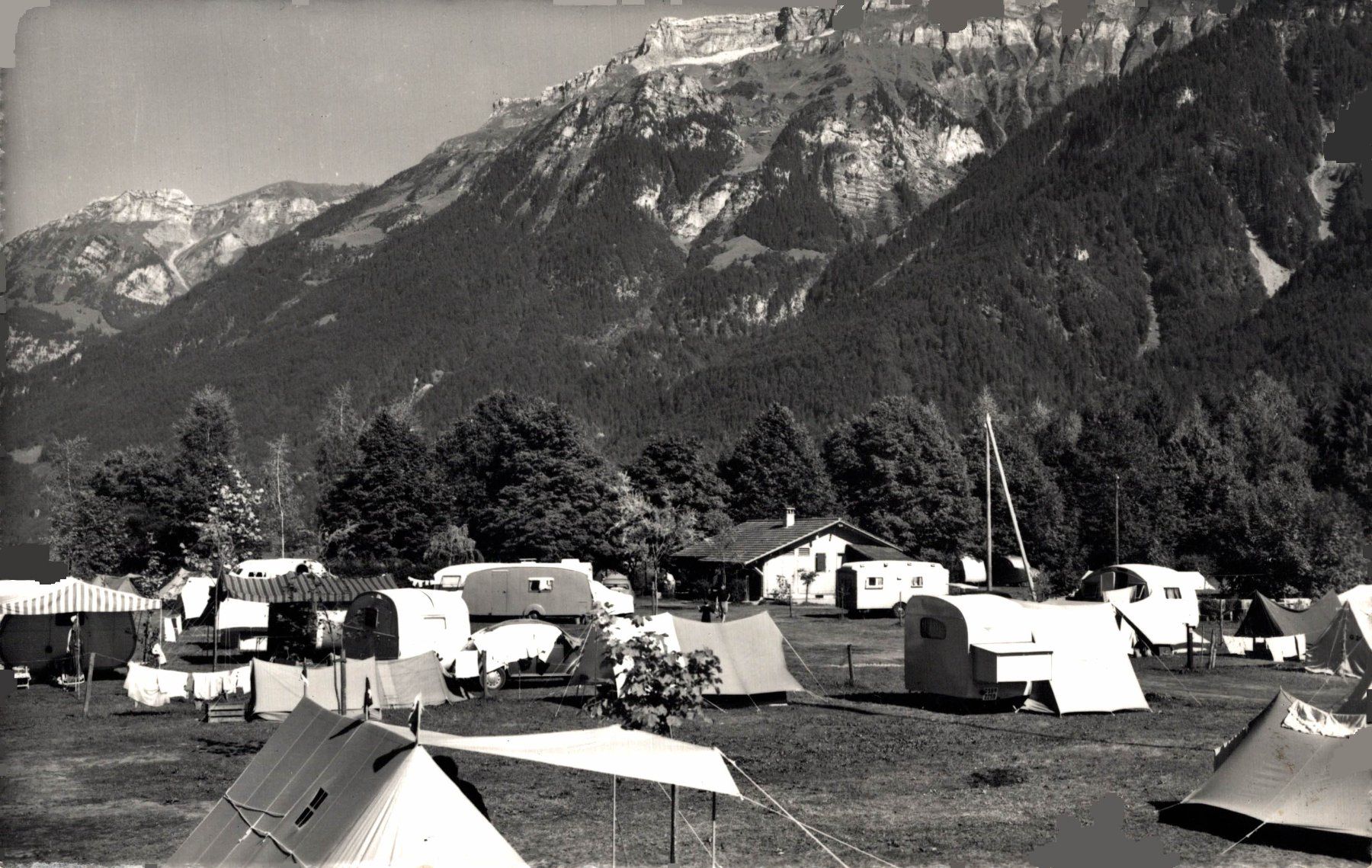 Cartoline postali: Camping Bönigen - Interlaken am Brienzersee – Usato da Bronschhofen venduto da Astore