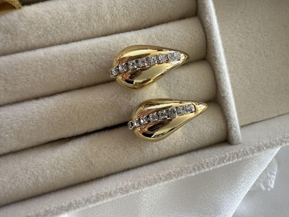Ohrringe & -stecker: Ohrringe – Neu und originalverpackt aus Biglen von goz_h8dv