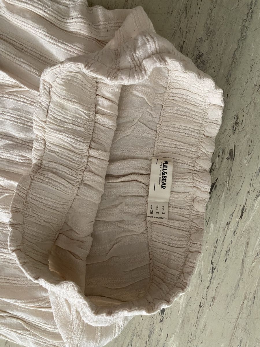 Pull&Bear Pantaloni: Stoffhose Pull&Bear //  hellbeige  // Grösse  S – Usato da Zürich venduto da aurelia_nater 2