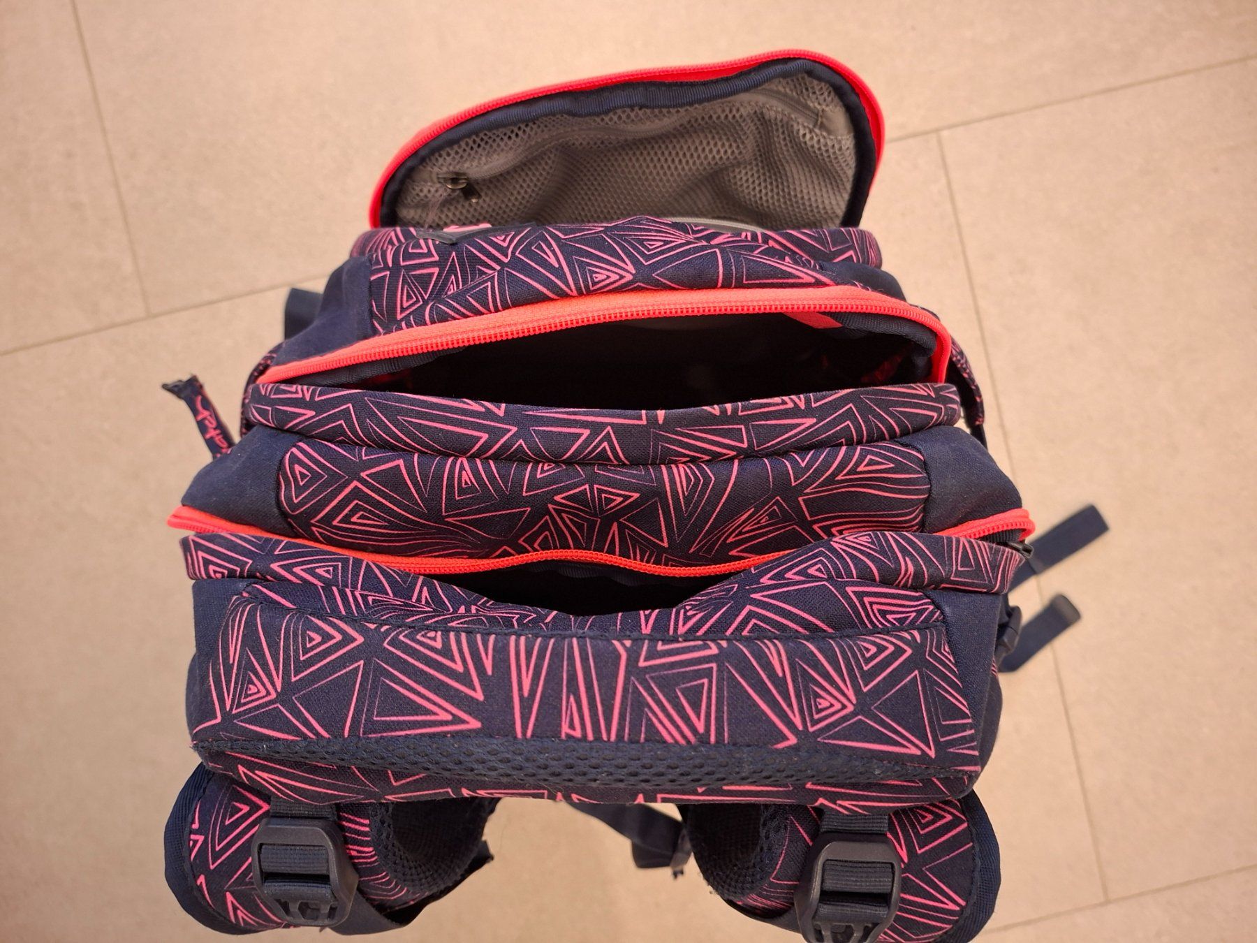 Satch Zaini: Schulrucksack Satch – Usato da Samstagern venduto da marxxx 3