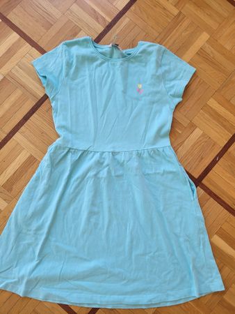 Hübsches Sommerkleid mit Taschen von KIDS Gr. 134 / 140