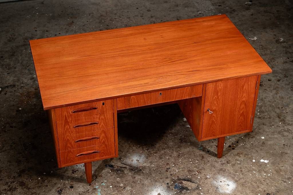 Schreibtische: Schreibtisch Mid -Century – Gebraucht aus Beringen von 8222Beringen 3