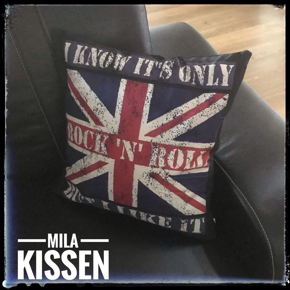 Cuscini: Rock n Roll Dekorkissenbezug 45cmX45cm – Nuovo e nell'imballaggio originale da Kappelen venduto da Opi11 1