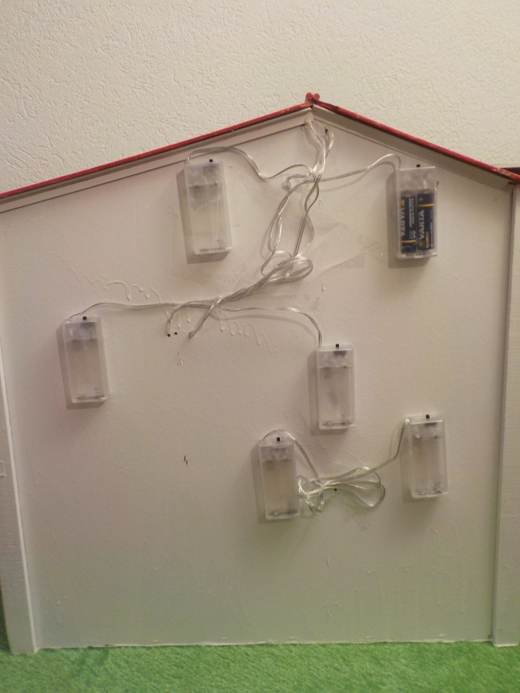 Lundby Case e mobili per bambole: Lundby Puppenhaus voll eingerichtet mit Licht – Usato da Muri b. Bern venduto da Salobre 9