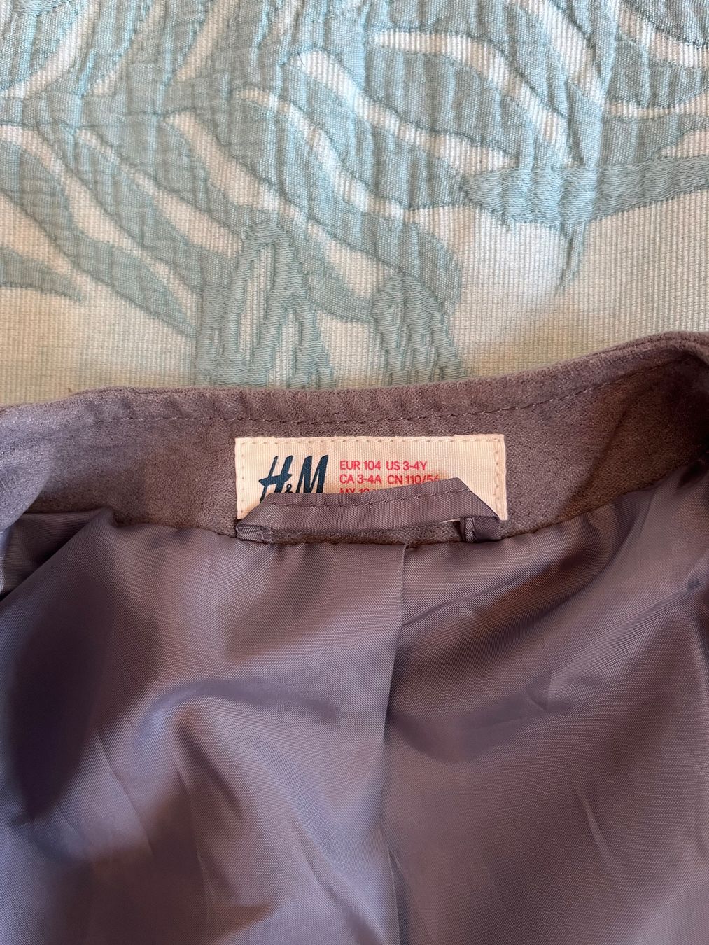 H&M Jacken & Mäntel: süße graue Jacke, Größe 104 – Gebraucht aus Umiken von deb_57xk 3