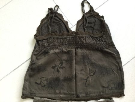 Dunkelgrünes Sommer Top Benetton mit Blumenmuster, Grösse S
