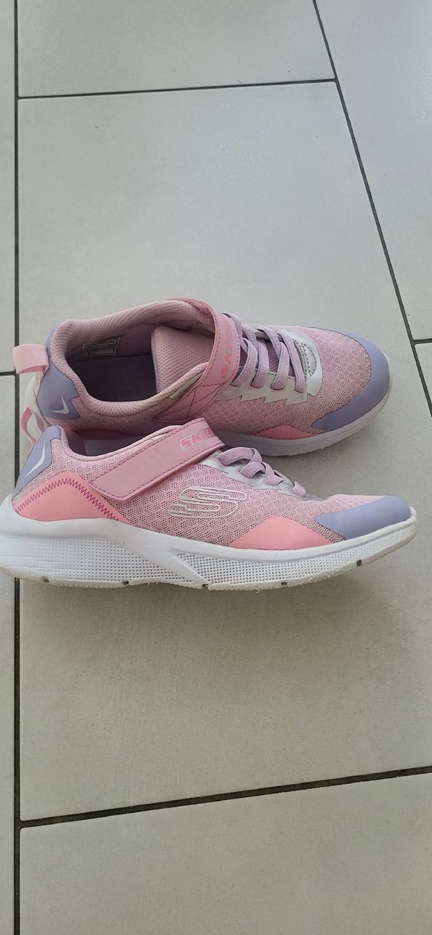 Skechers Scarpe per ragazze: Skechers Gr.36 – Usato da Thierachern venduto da Anastasia123 1