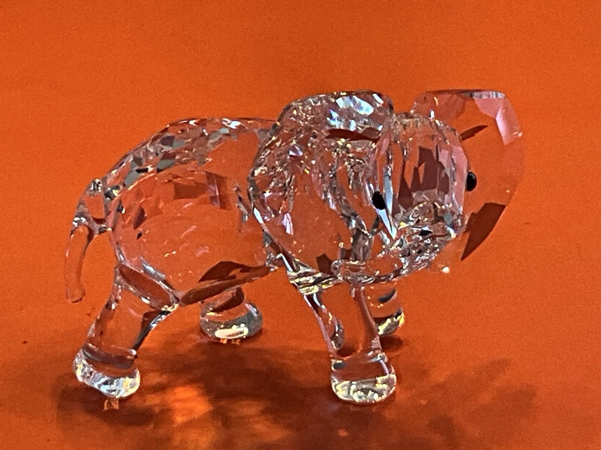 Swarovski Statuette: Swarovski Elefant Mit OVP – Nuovo e nell'imballaggio originale da Oberglatt ZH venduto da Multimix