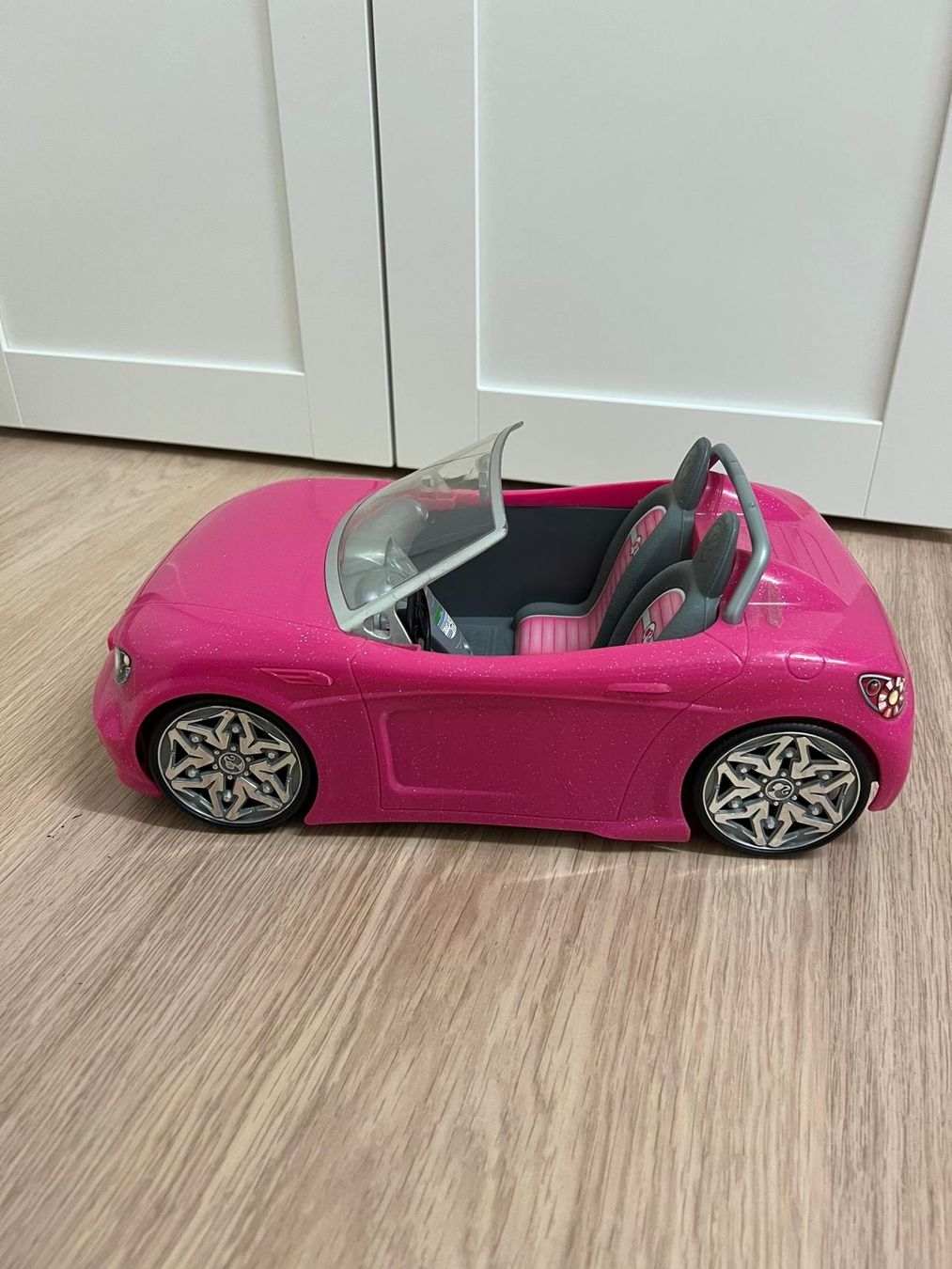 Giocattoli: Barbie Auto Cabrio in pink – Usato da Sargans venduto da magico_lazio 1