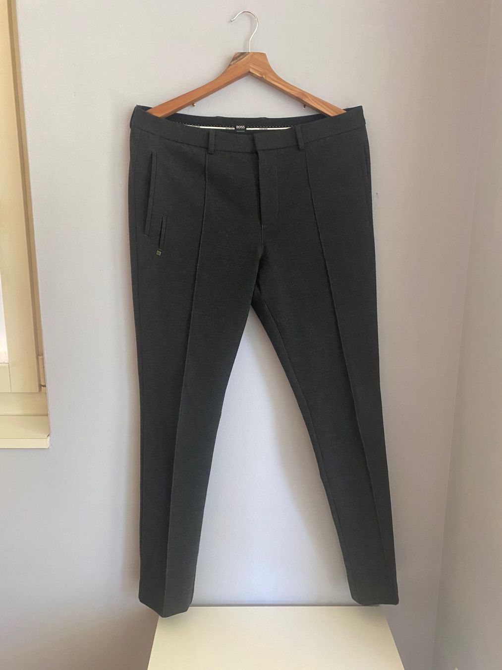 Hugo Boss Pantalons: Hugo Boss Herrenhose – D'occasion à Luzern par Turmliebe