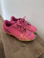 Fussballschuhe Nike Mercurial Gr. 32 pink