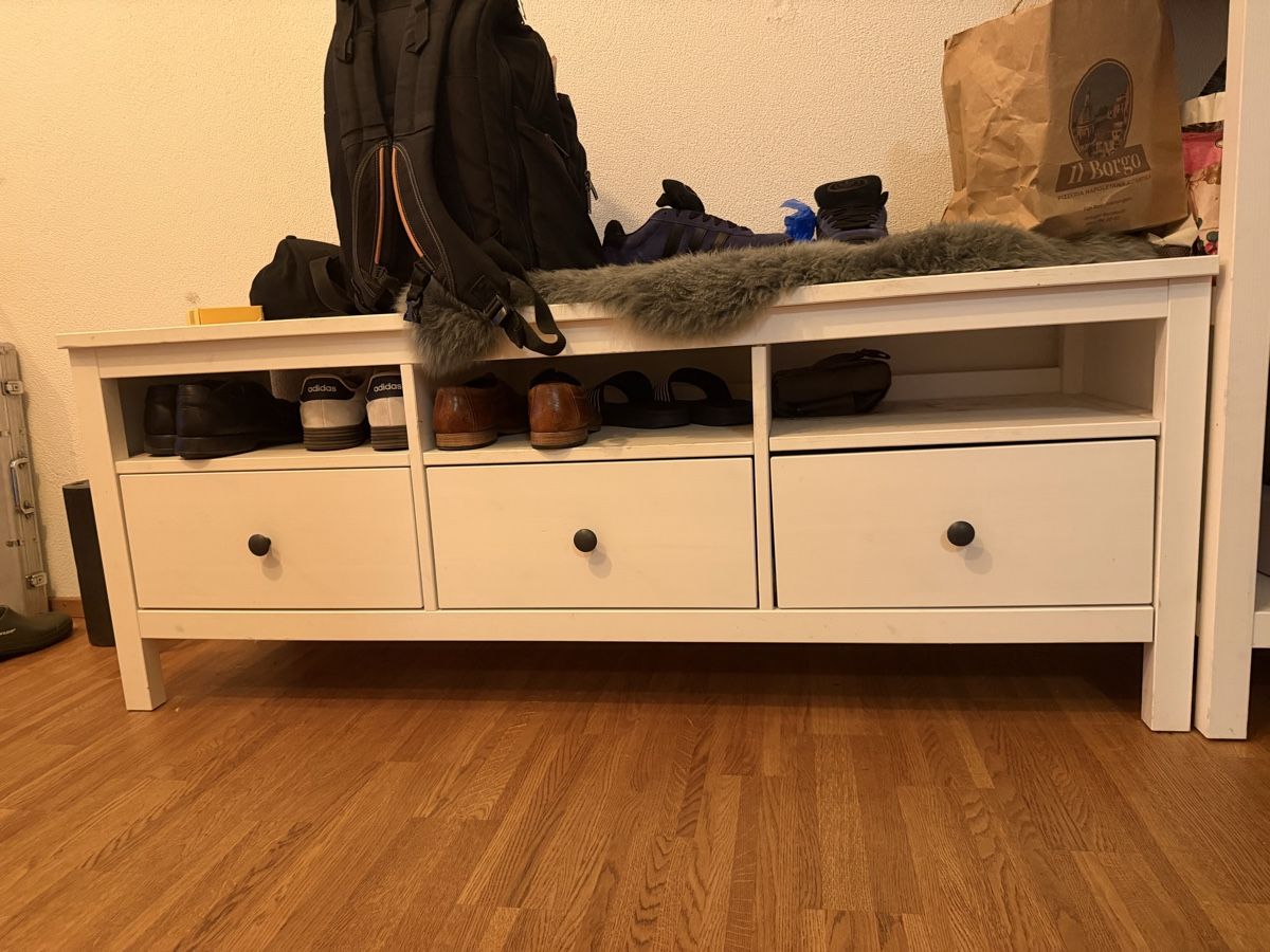 Ikea Cassettiere: Sitzbank / Kommode – Usato da Buchs ZH venduto da scarah 1