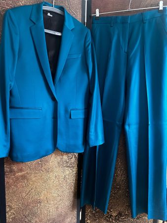 Topstylisch: The Kooples Blazer & Hose, türkis-blau, Gr. 34