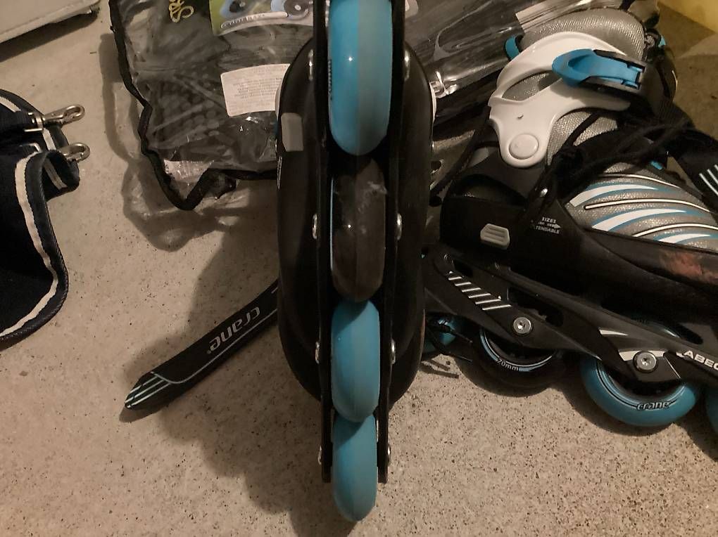 Pattini in linea & Pattini a rotelle: Verstellbare Inlineskate Größe 20-33 – Usato da Turbenthal venduto da YGiezendanner