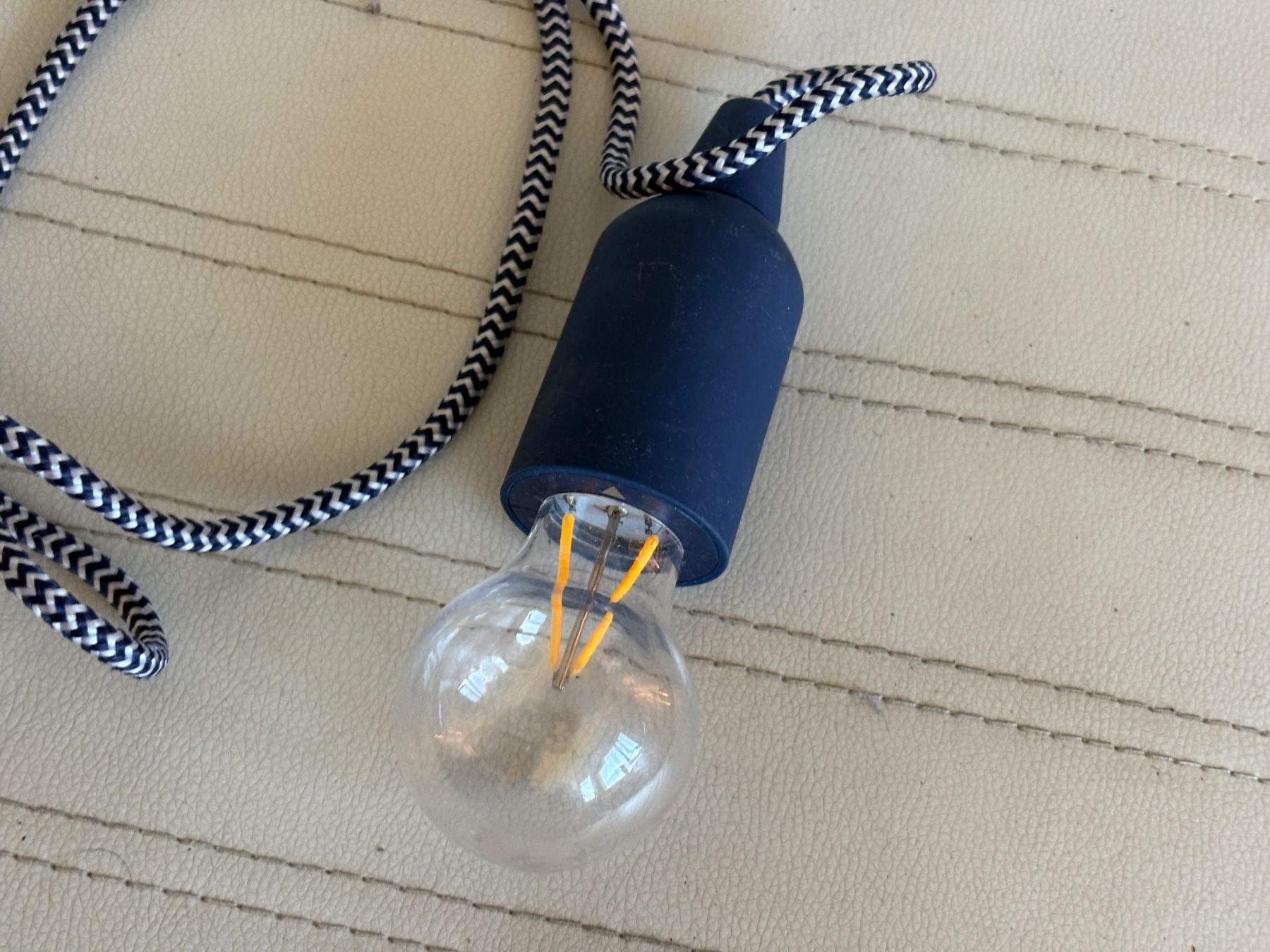 Lampade: Camping-Hängeleuchte LED – Nuovo (secondo la descrizione) da Dietikon venduto da The-Star-Shop 1