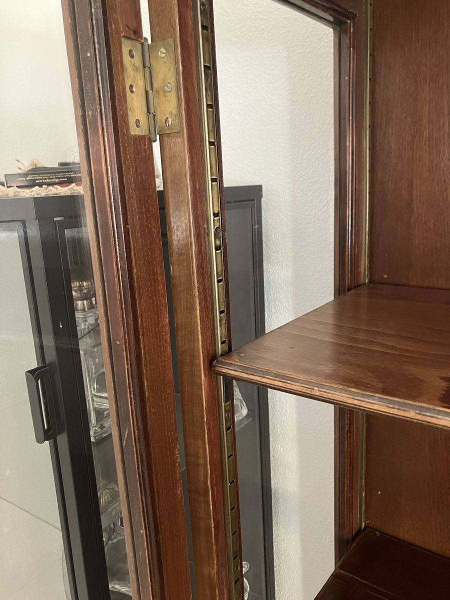 Vetrine: Vetrina in legno con mensole, stile classico – Usato da Origlio venduto da Zeto.81 3