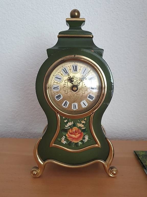 Orologi da terra & Orologi da parete: Uhr – Usato da Dürnten venduto da BAschwanden