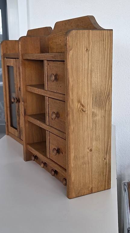Armoires miroirs: Petites Armoires – D'occasion à Cressier NE par jhm_v2w9 1
