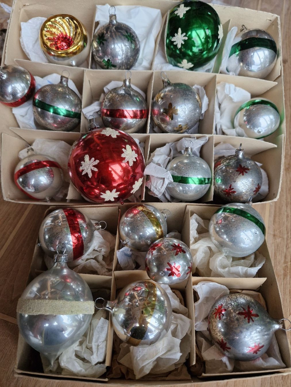 Tutte le decorazioni: antiker Christbaumschmuck – Usato da Guarda venduto da rue_bpd7 1