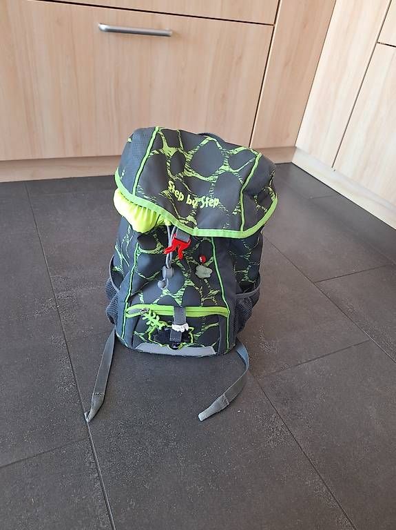 Borse & Zaini: Kinderrucksack/ Wanderrucksack Step by Step – Usato da Etziken venduto da v.z