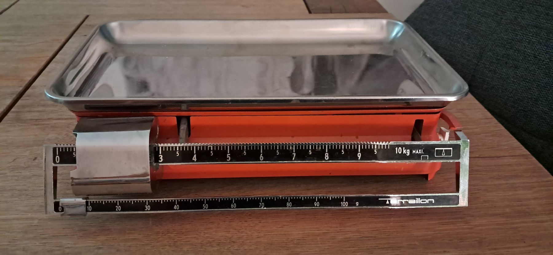 Balances et poids: Waage – D'occasion à Nidau par Darkpooh