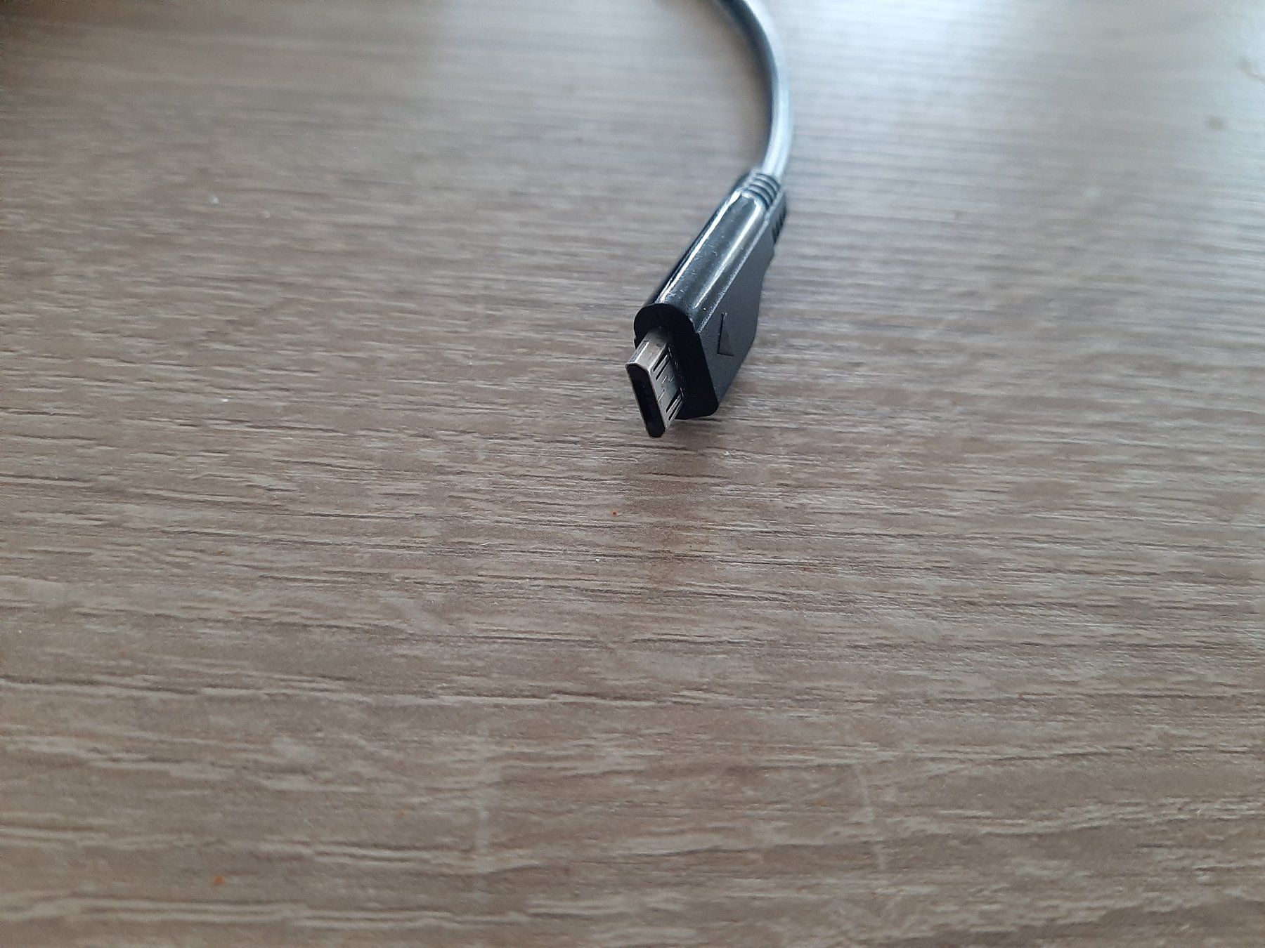 Samsung Unità & Adattatore: USB Micro Car-Adapter, Zigarettenanzünder-Stecker männlich – Usato da Menziken venduto da Rien1 2