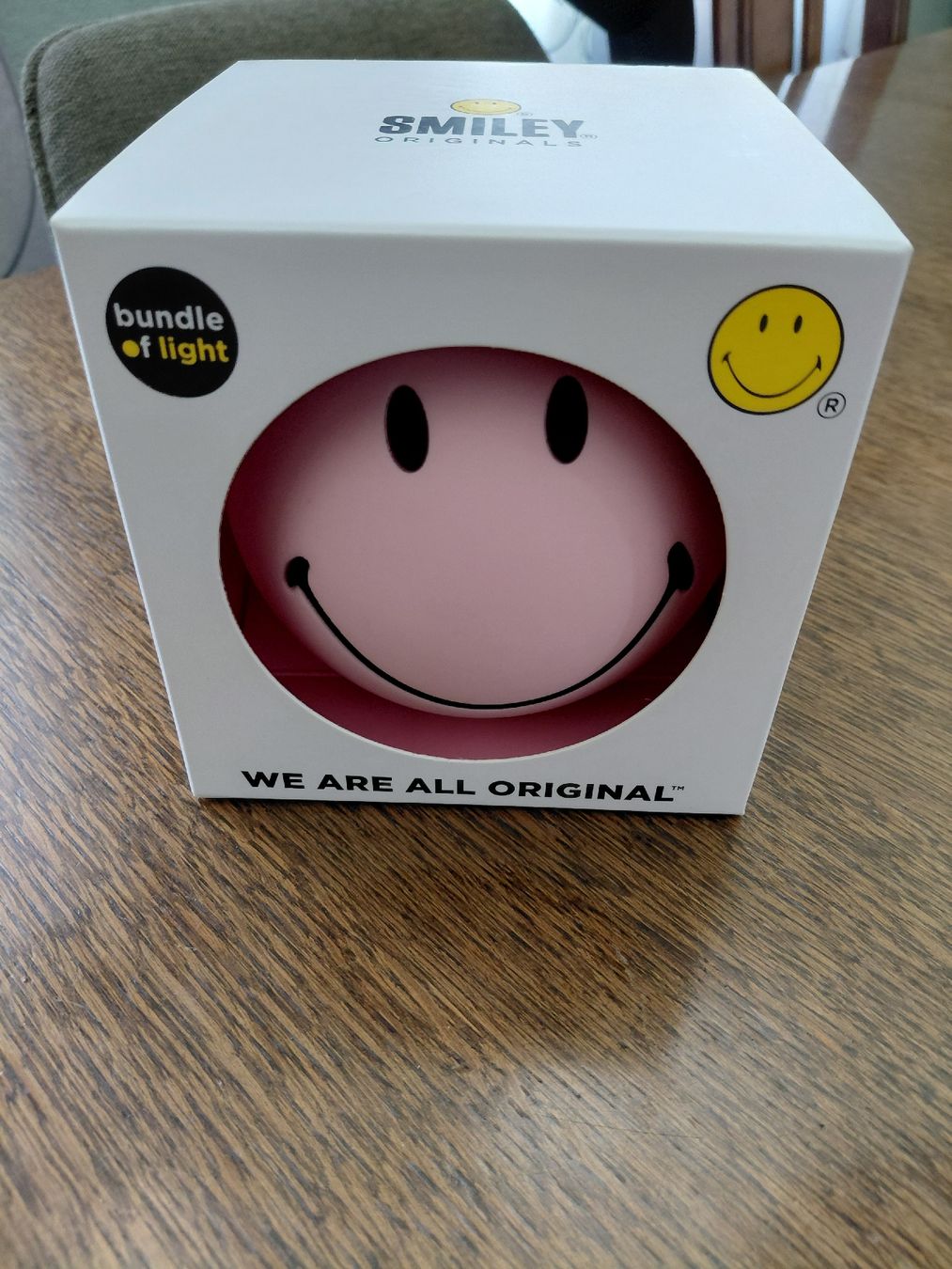 Lampes: Smiley Lampe pink neu und originalverpackt – Neuf avec emballage d'origine à Wynigen par haexji01