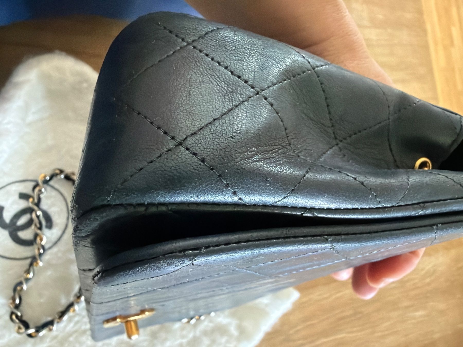 Chanel Taschen für Damen: Vintage Chanel Bag - A Timeless Classic, Great Condition – Gebraucht aus Geneve von esp_8rbh 2