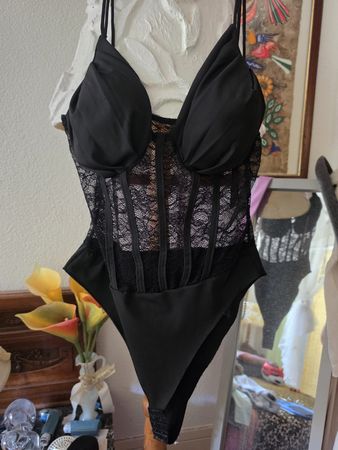 Lingerie-Top in Einheitsgröße als Unterzieh-Top tragbar. neu