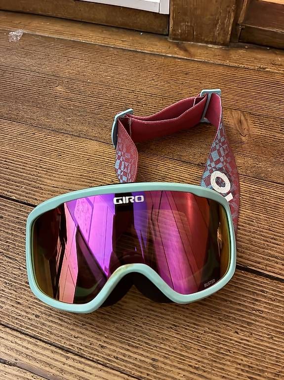 Caschi: Giro Kinderhelm XS 48.5-52 cm unfallfrei mit MIPS – Usato da Knutwil venduto da Momon 3