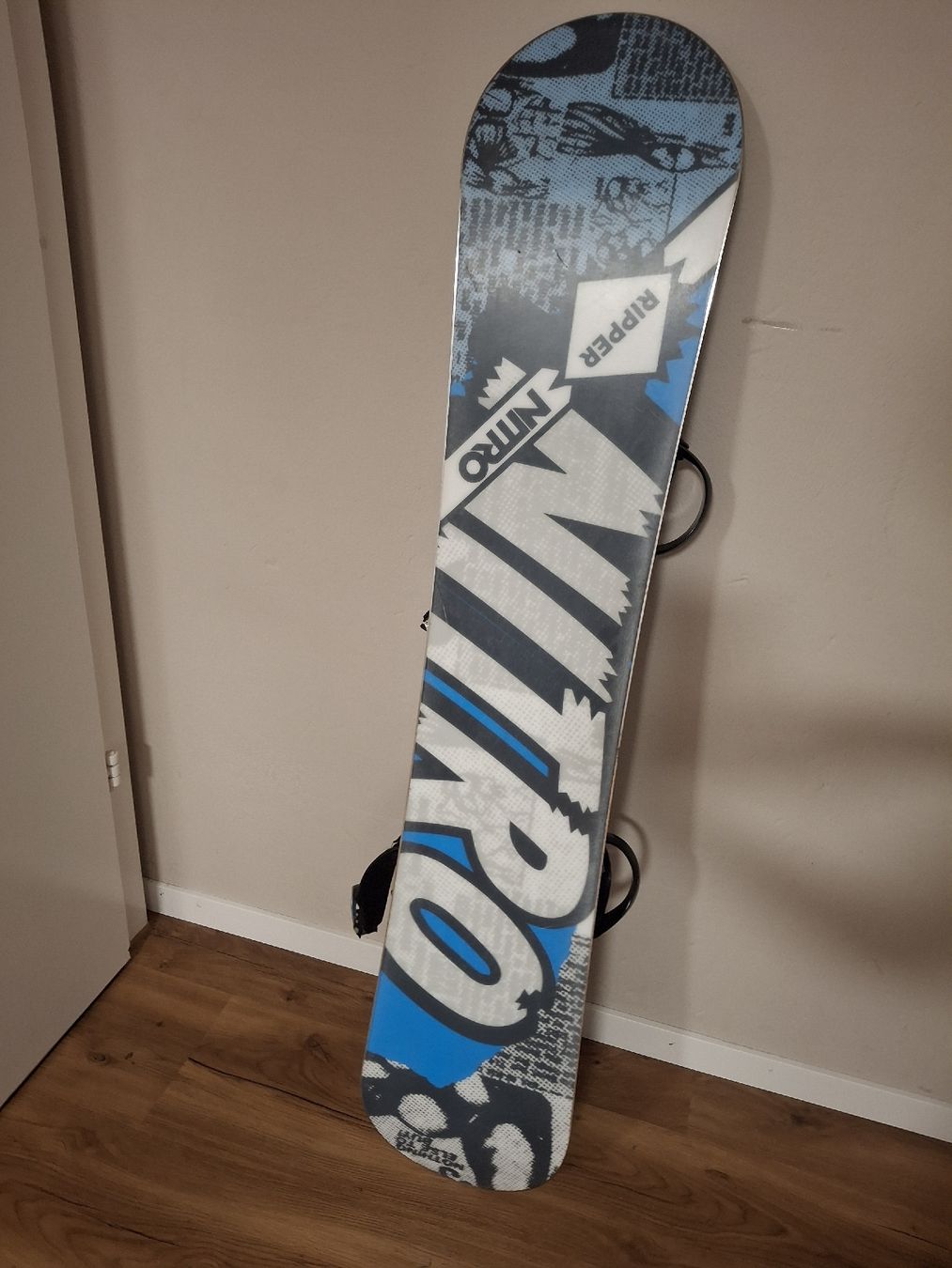 Board: Nitro Snowboard mit Schuhe und Tasche – Usato da Bäriswil BE venduto da vonys 1