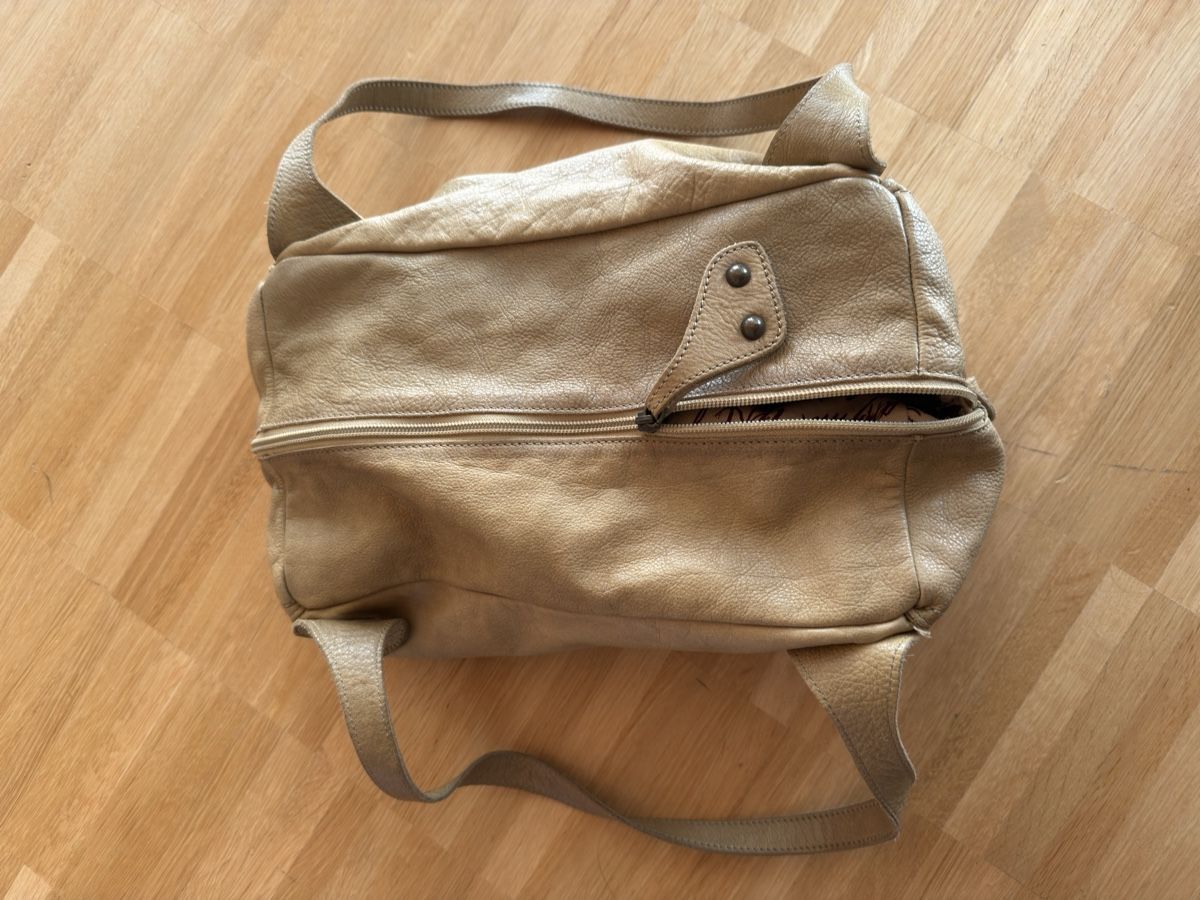 Borse da donna: Zippo Ledertasche Schultertasche Beige  – Usato da St Gallen venduto da Berta343 2