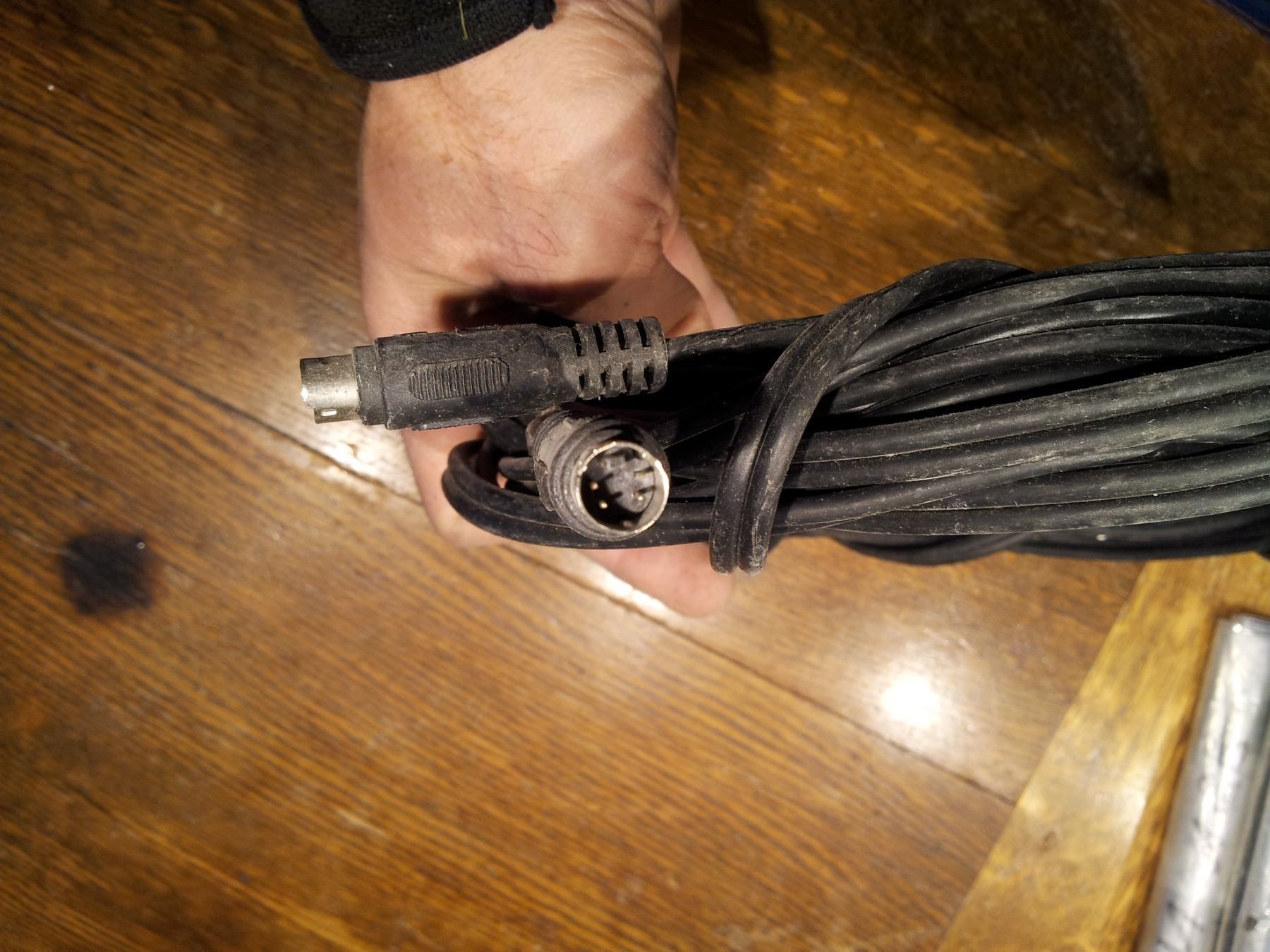 Tutti i VHS: S-VHS KABEL 20 METER – Usato da Wolfhausen venduto da Didileo 2
