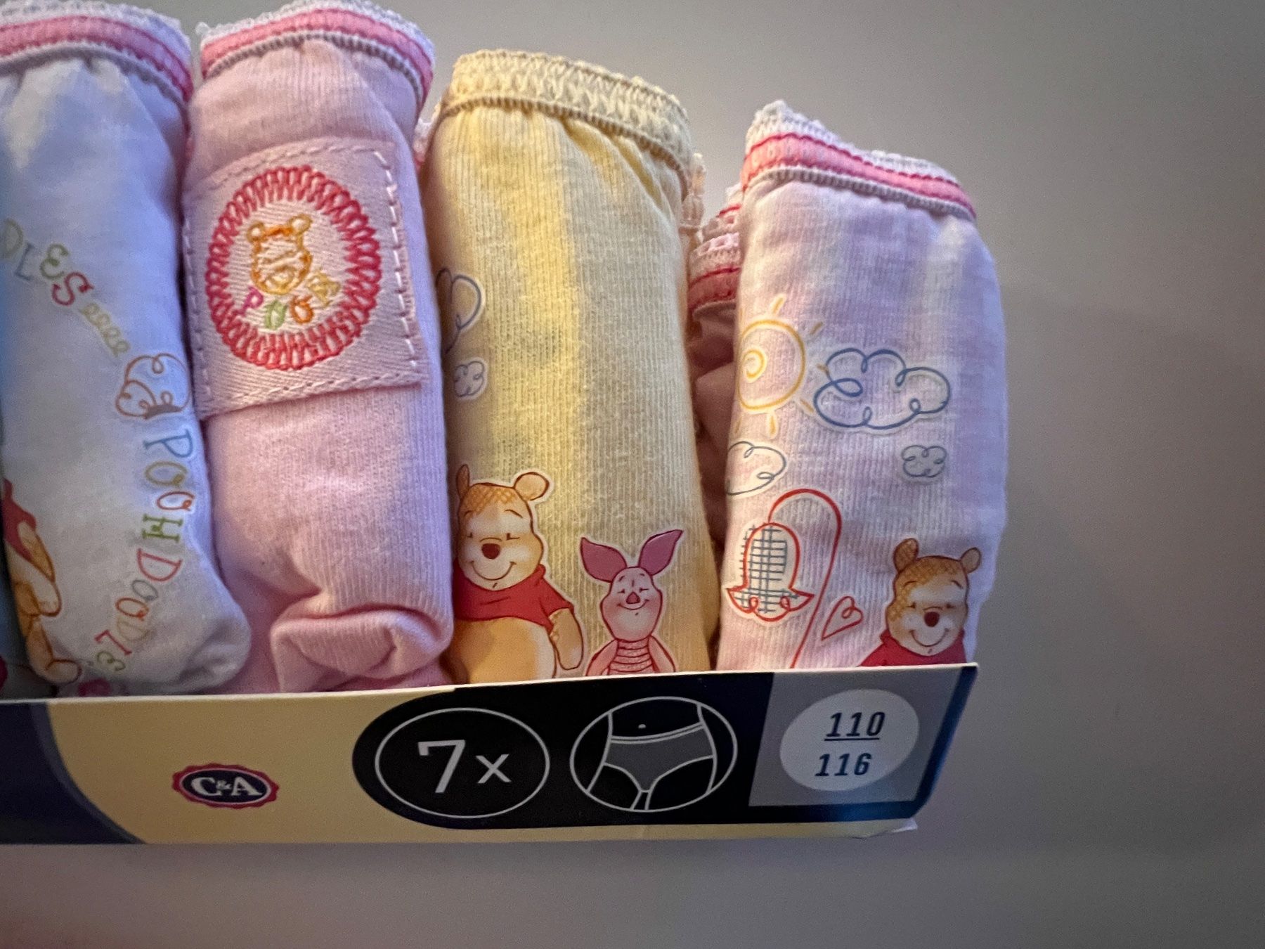 C&A Biancheria intima: 7er-Pack Slips Gr. 110. Winnie Puuh – Nuovo e nell'imballaggio originale da Teufen AR venduto da Maleaa 1