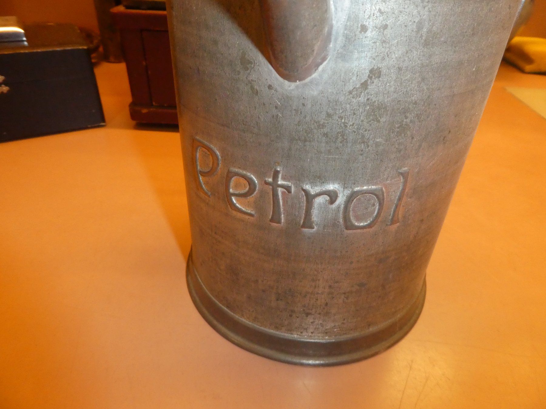 Schweizer Armee Sonstiges Fahrzeugzubehör: Petrol Kanne, Metallkanne – Gebraucht aus Chur von Diversico2010 1