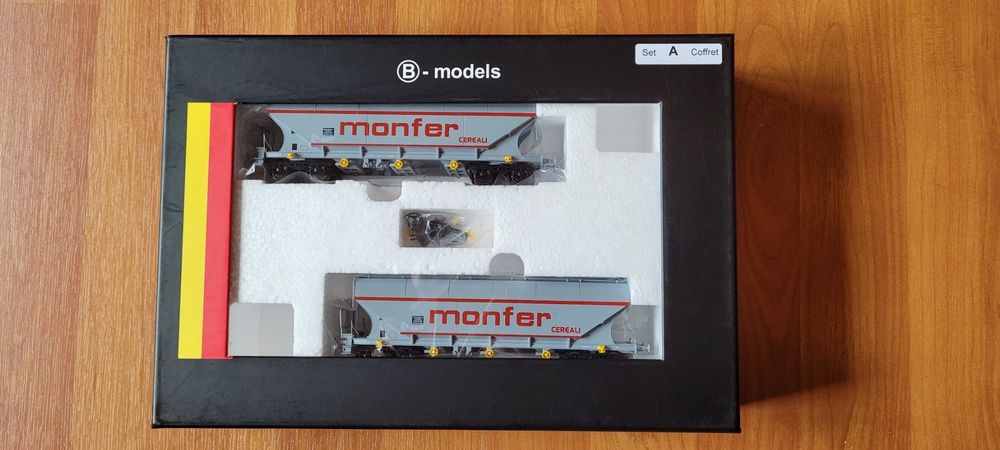 Getreidewagenset 2 Wagen Monfer (Neu und originalverpackt) in Thürnen ...