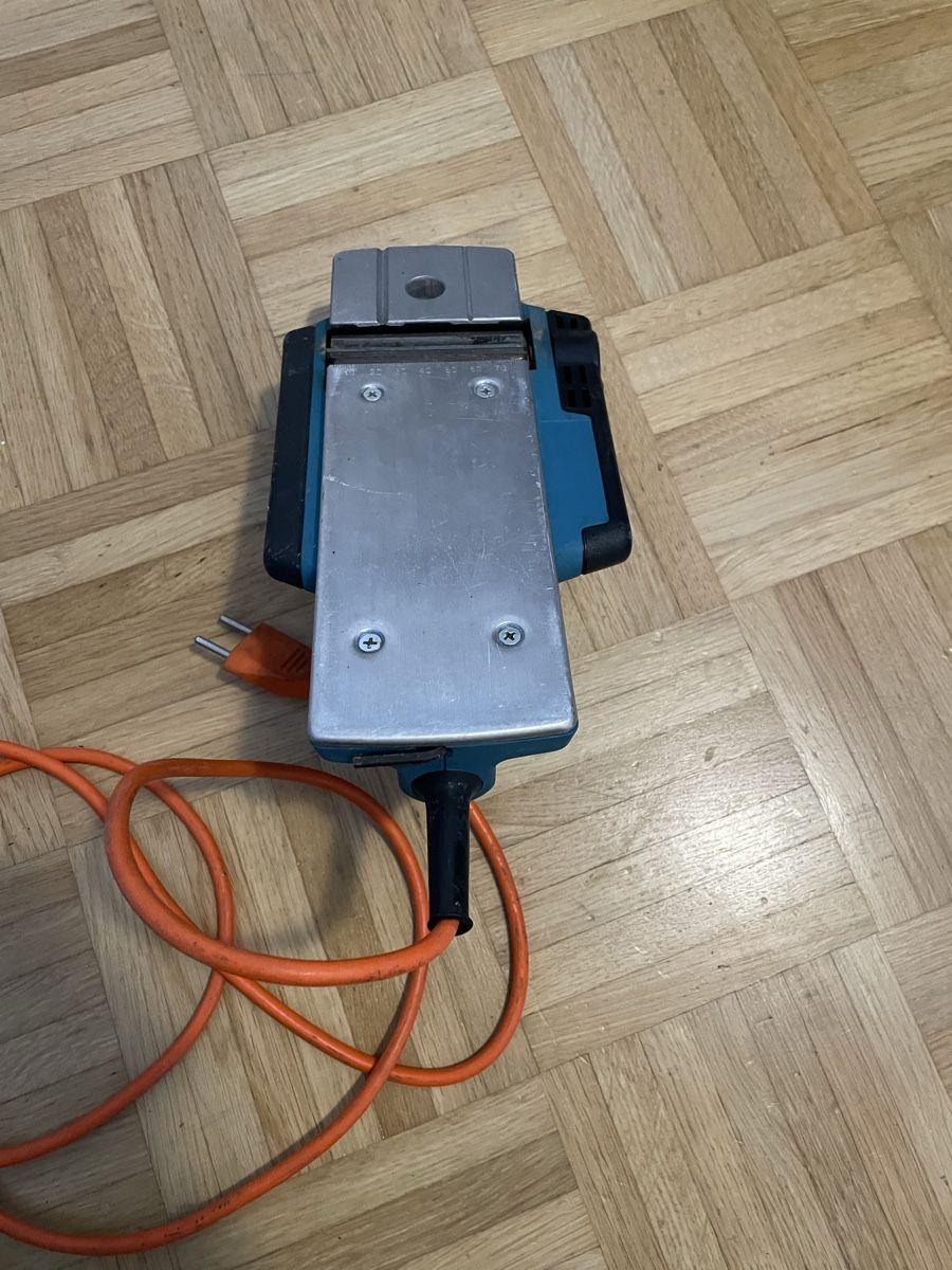 Tutte le macchine: Black Decker Elektrohobel Handhobel DN-710/D1 – Usato da St. Gallen venduto da besi97 6