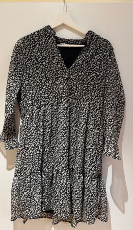 Schönes Pigalle Sommerkleid, Grösse 38, Blumenmuster