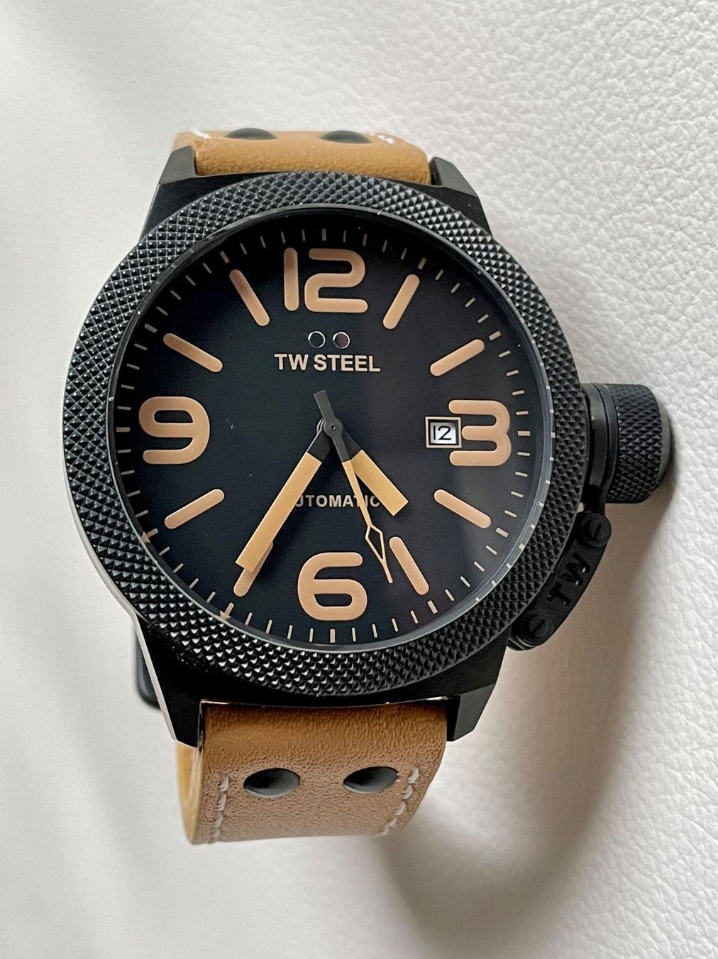 Orologi: TW STEEL CANTEEN LEATHER BLACK CASE AUTOMATIC TWA-202 – Usato da Brüttisellen venduto da eic_bwt5