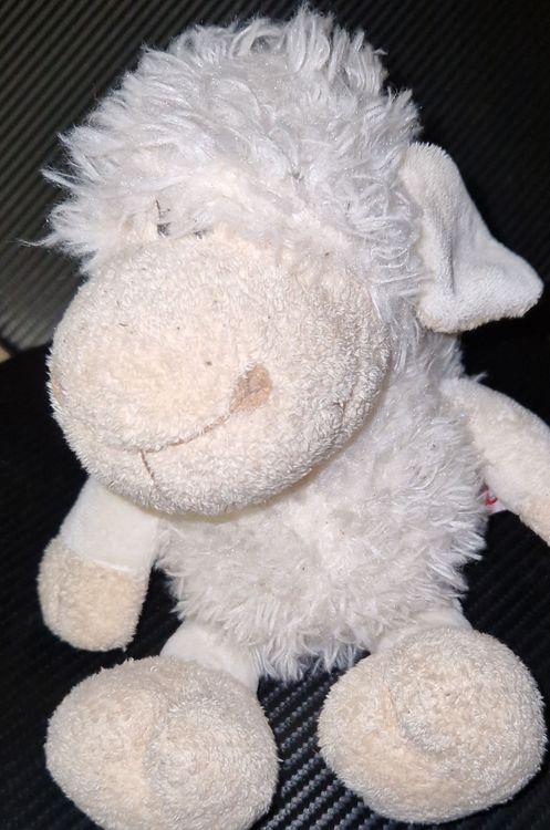 Jouets: Süsses Kuschelschaf sucht neues Zuhause – D'occasion à Kirchlindach par snookie_