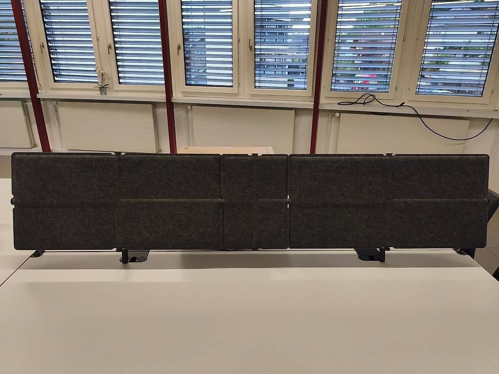 USM Pareti & Soffitti: USM Haller Privacy Panels Tischblende – Usato da Wittinsburg venduto da sabasim