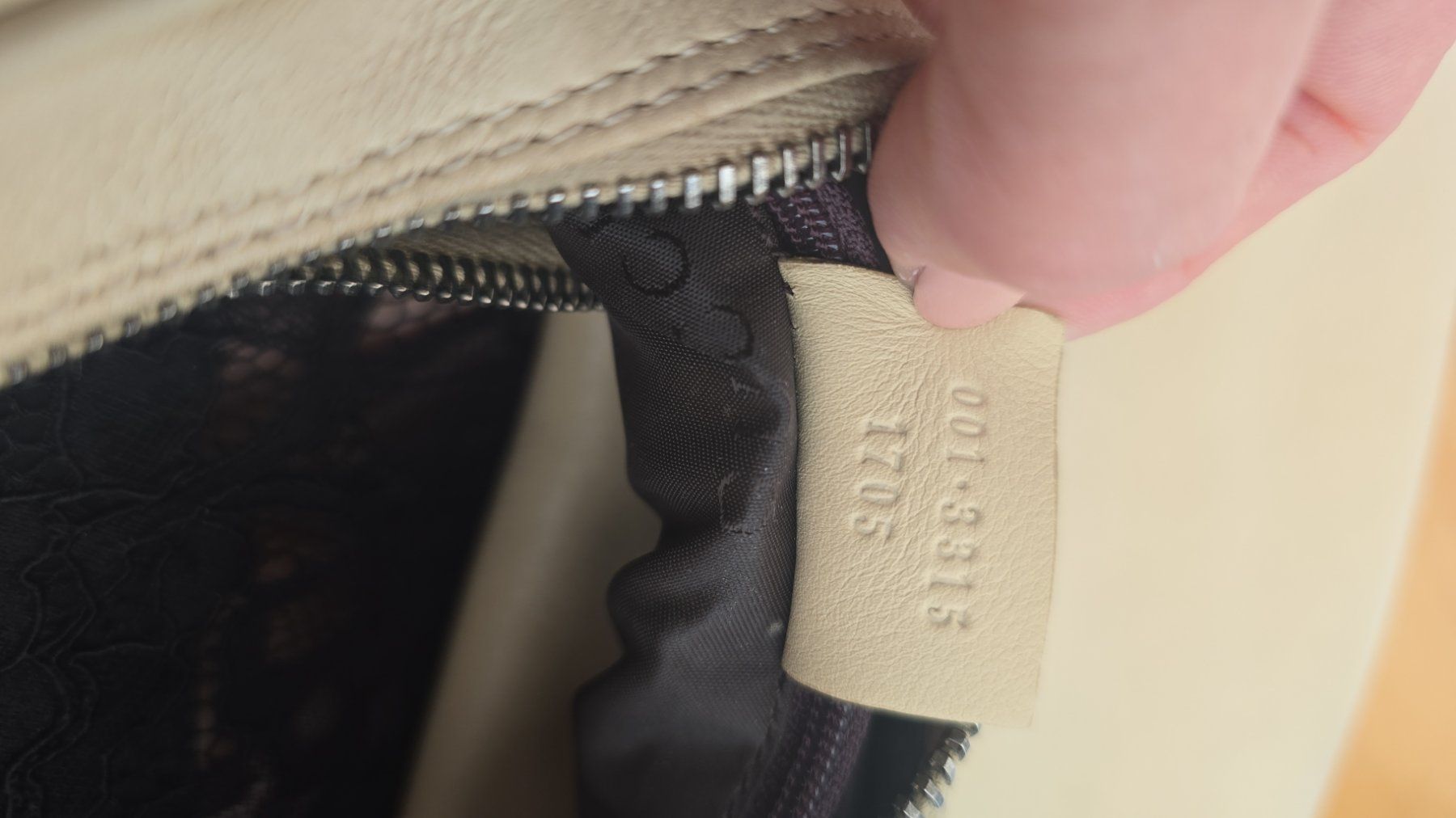 Gucci Borse da donna: Gucci shoulder bag – Usato da Chavannes-des-Bois venduto da sarahzo 9