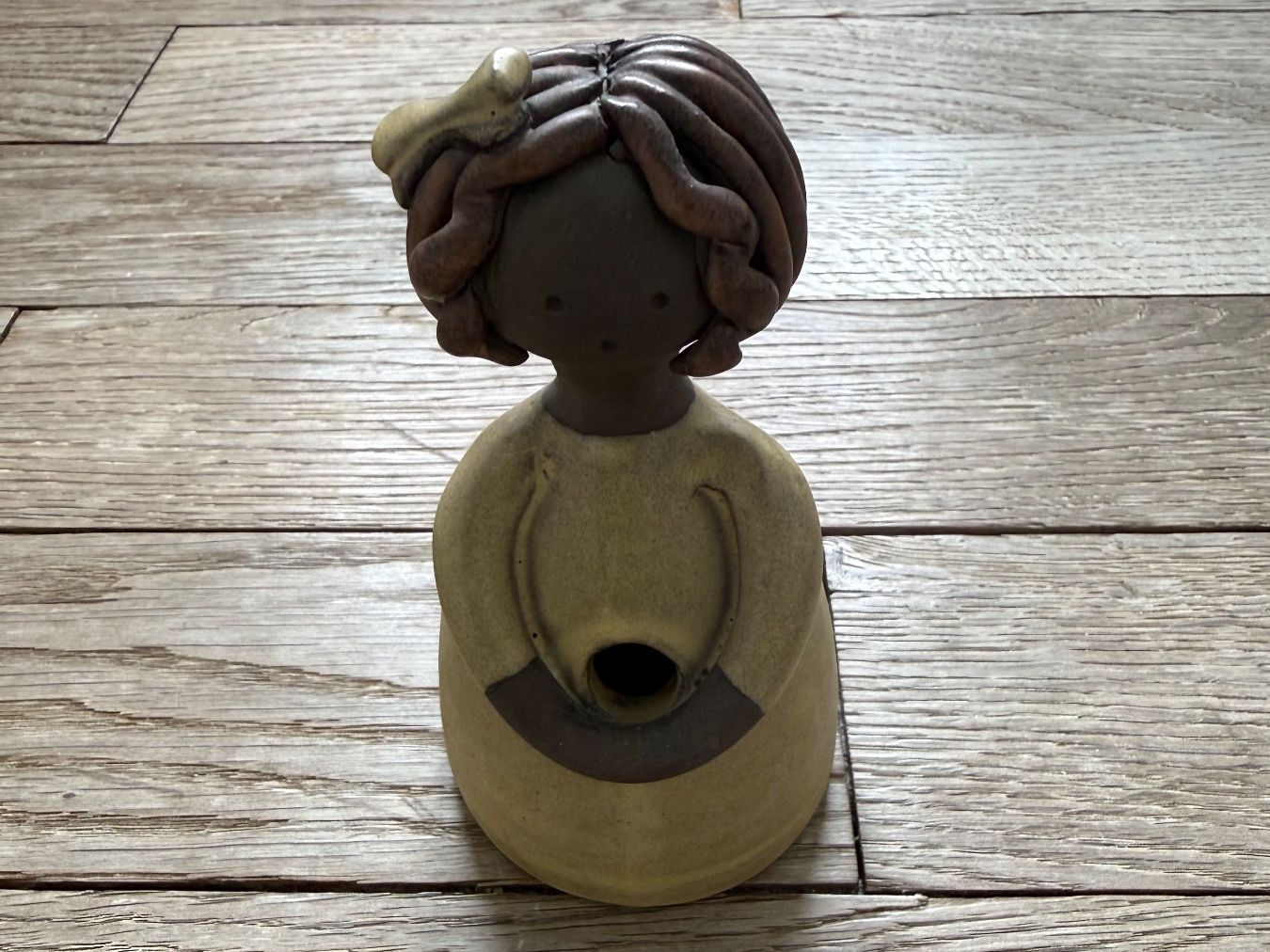 Statuette: Elbogen Schweden Midcenturyfigur Blumenmädchen – Usato da Luzern venduto da Mamutpe 1