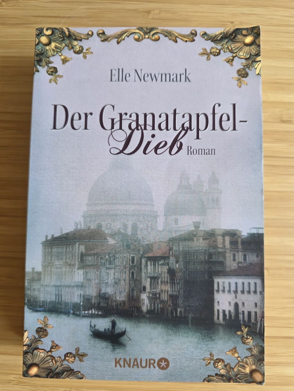 Libri: Elle Newmark: Der Granatapfel-Dieb – Usato da Adlikon venduto da Clara28