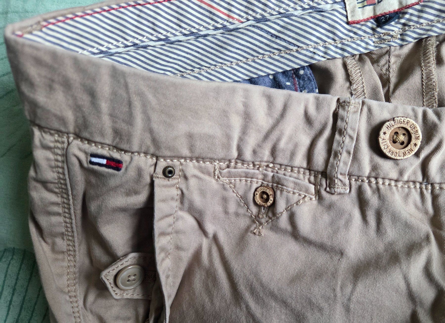 Tommy Hilfiger Pantaloni: Tommy Hilfiger Damenhose Gr. 27/34 – Usato da Engelberg venduto da ben_w6lm 7
